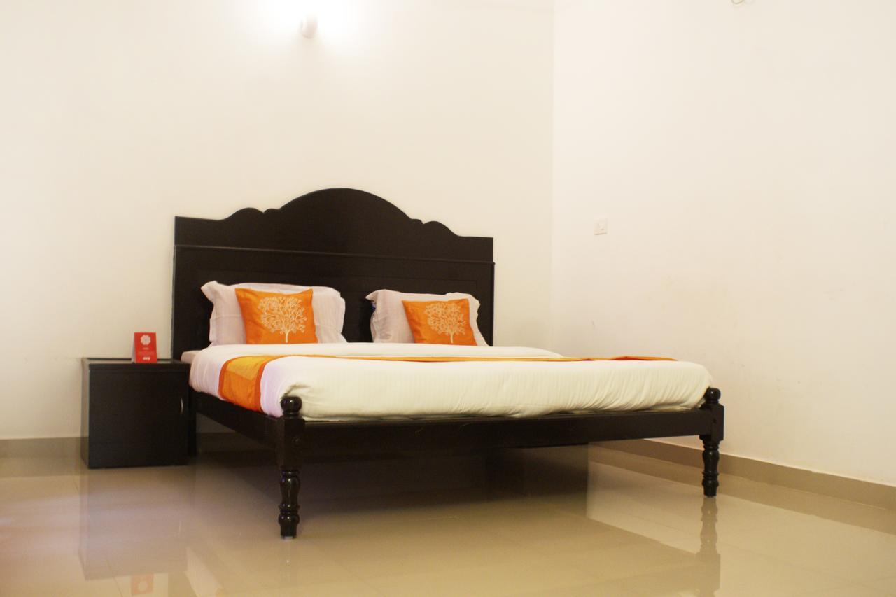 Oyo 4867 Royal Homes Alappuzha Exteriör bild