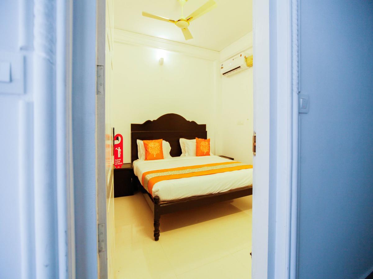 Oyo 4867 Royal Homes Alappuzha Exteriör bild