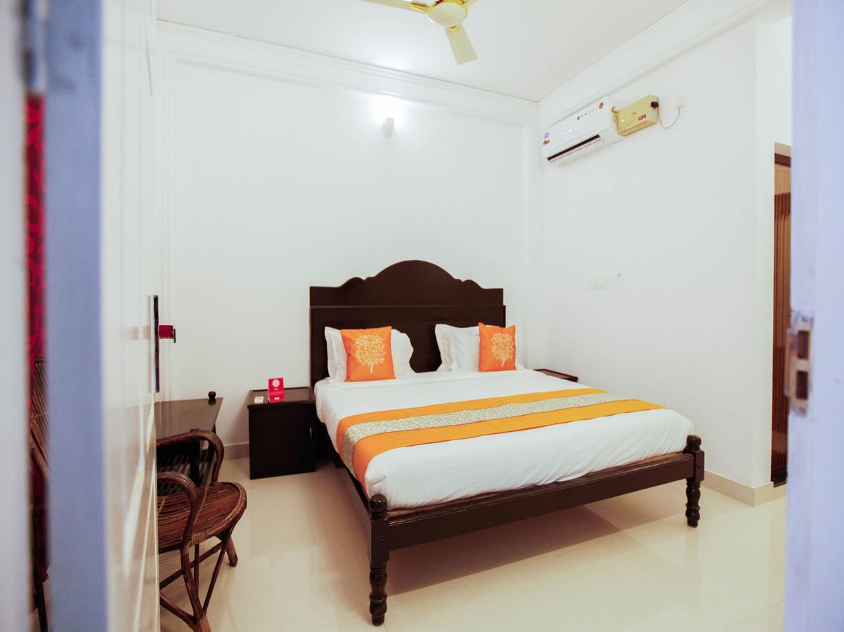 Oyo 4867 Royal Homes Alappuzha Exteriör bild
