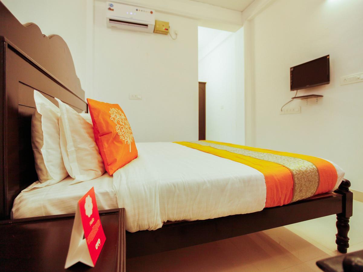 Oyo 4867 Royal Homes Alappuzha Exteriör bild